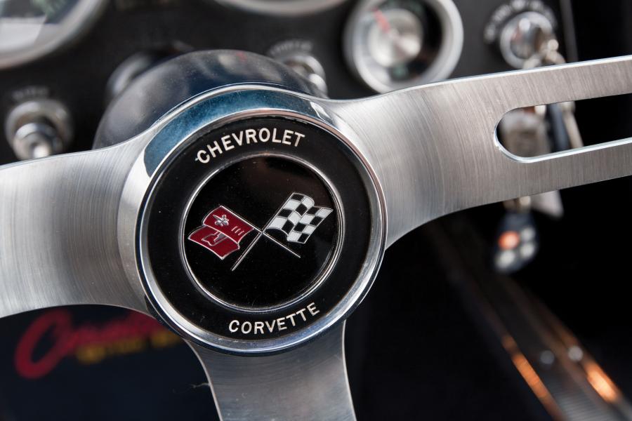  Chevrolet Corvette Split Window Coupe 1963 года  (фото 11 из 25)